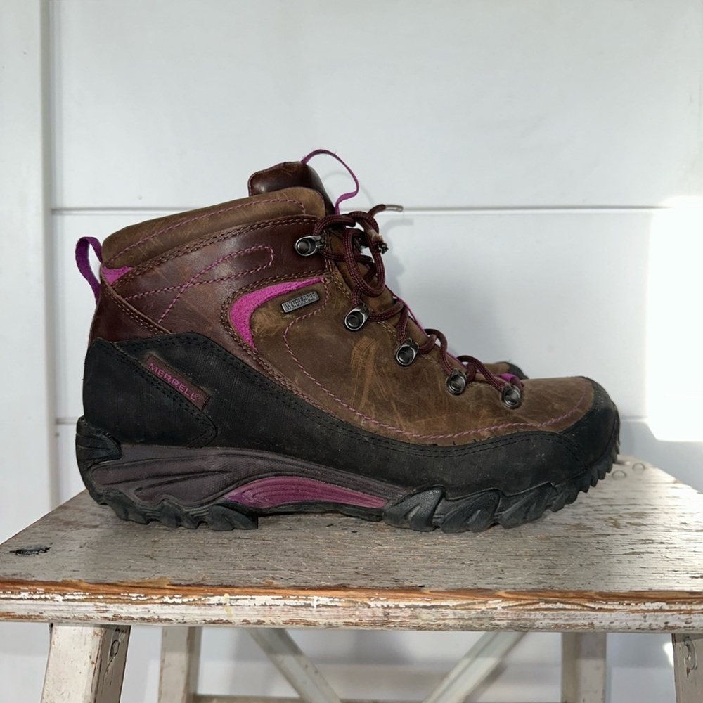 Merrell  Chameleon Arc 2 Rival Women Hiking  Brown Leather Waterproof Boots 9
